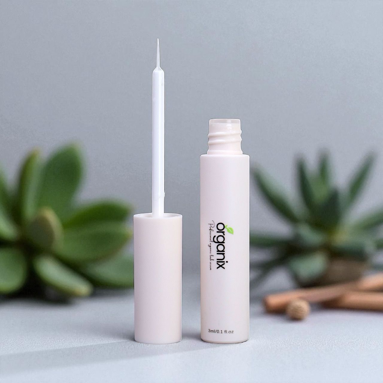 Oragnic lash growth serum